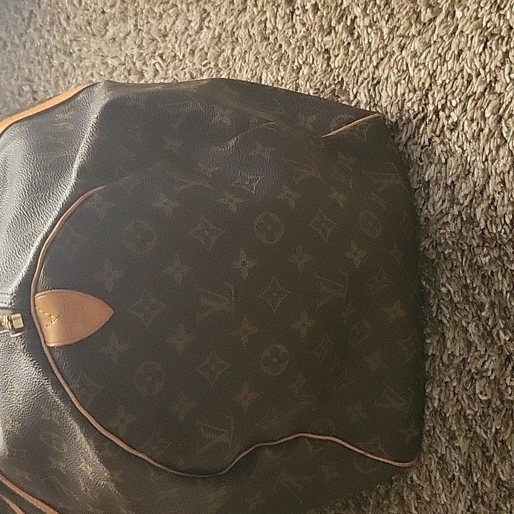 Authentic - Picture 5 of 7